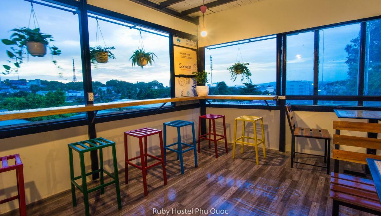 Ruby Phu Quoc Hostel Eksteriør bilde