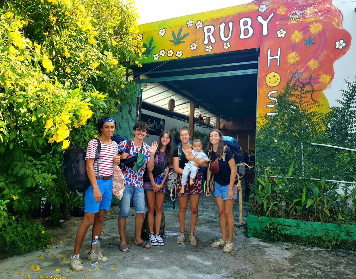 Ruby Phu Quoc Hostel Eksteriør bilde
